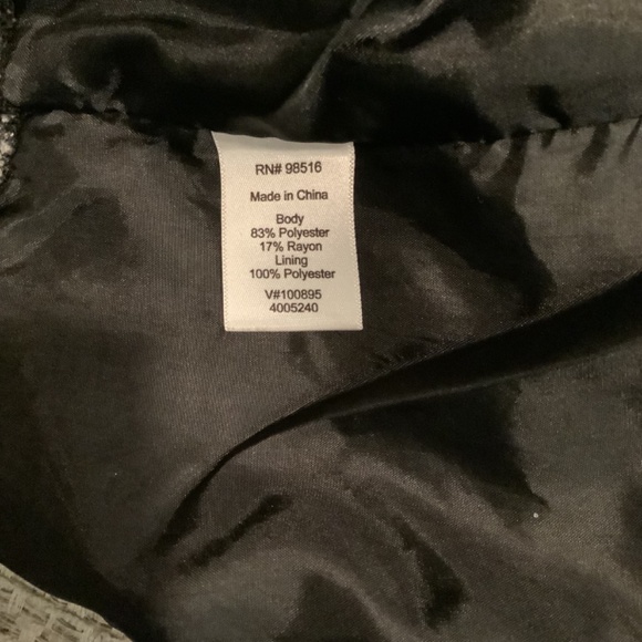 Coldwater Creek Elegant Scroll Sheath Dress Black Gray Sleeveless Size P14 - Picture 5 of 11